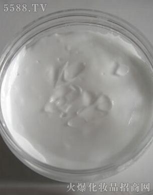 �����Ħ��