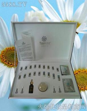 ���@��������M��