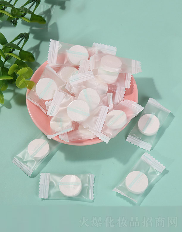 ��ܽ�݉��s��Ĥ100�����b