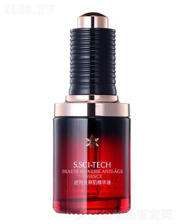 ʥ���R����r(sh��)���r�����AҺ ��������һƿ��(r��n)�B(y��ng)