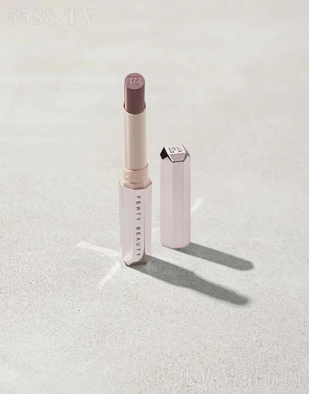 Fenty Beauty�z�qС�����F�־Æ���ڼt�����ֻҲ�ɫ�����Z�q�����ܛ�����|(zh��)��