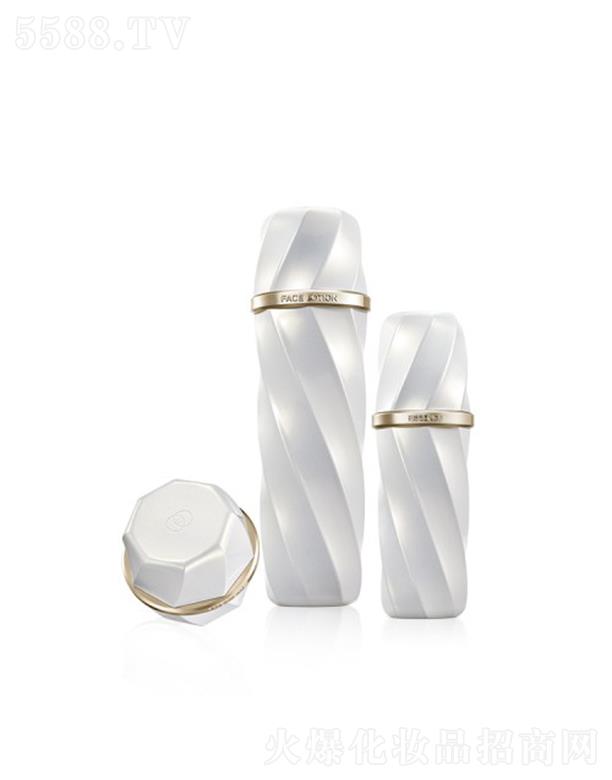 �V�ݷ���������Ƽ����޹�˾��������ѩ�@������