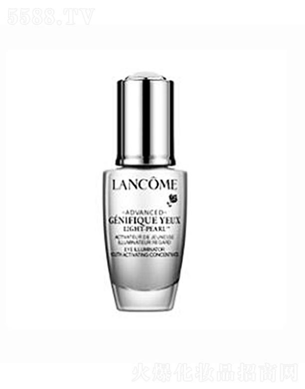 �mޢ���۾��A����Һ