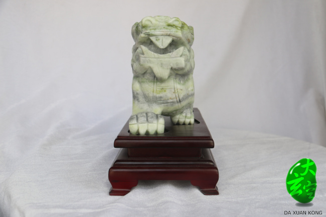 負(fù)屃 大：16800￥ ?。?800￥